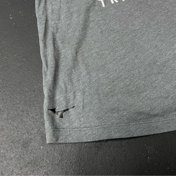 MIZUNO Atlanta Track Club Running Tank size M wmns - Picture 2 of 5